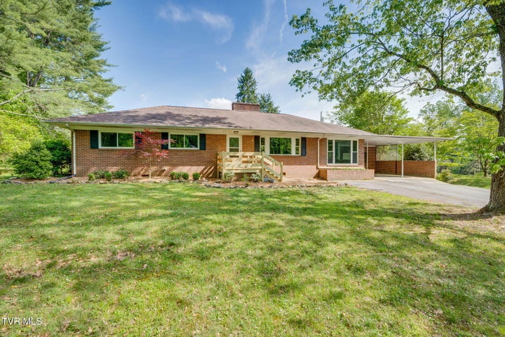 1st photo of 625 Vance Drive