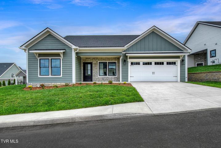 1st photo of 73 Slonaker Circle