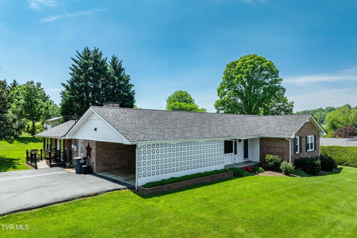 1st photo of 408 Garmon Drive