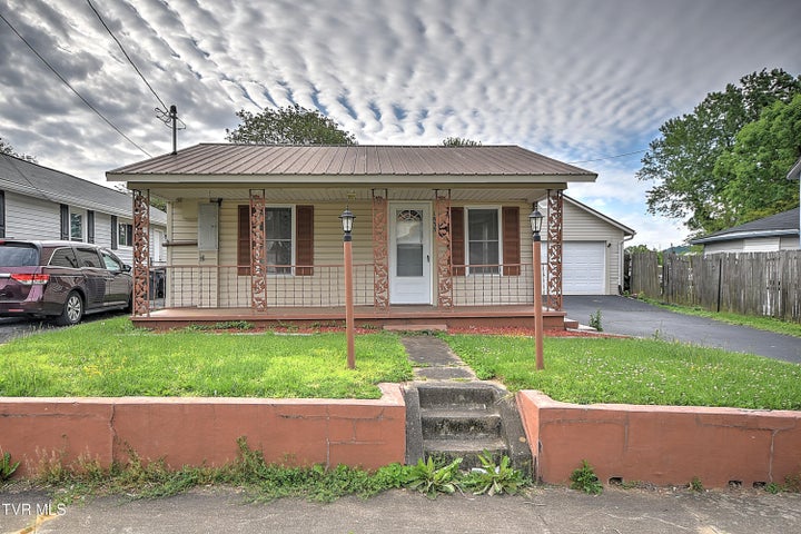 1st photo of 1835 Highland Street