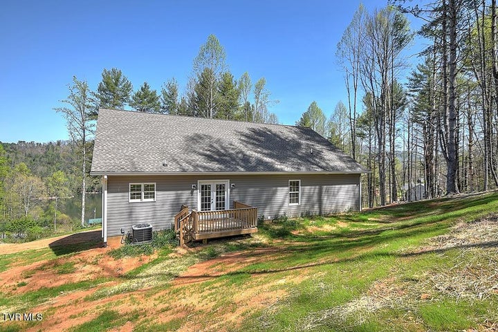 1st photo of 512 Norris Rd ( Bridle Path) Road