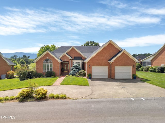 1st photo of 199 Southwind Circle