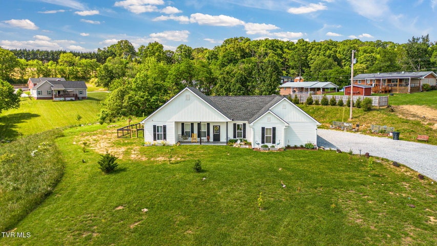 1st photo of 2166 Asheville Highway