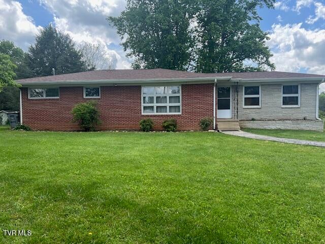 1st photo of 204 Cloverdale Place