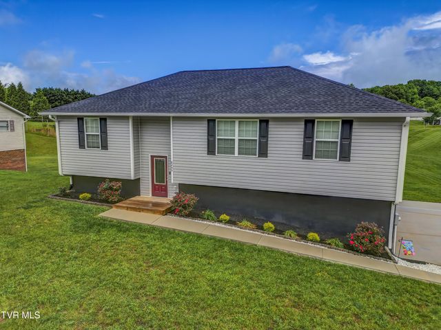 1st photo of 6245 Snapps Ferry Road