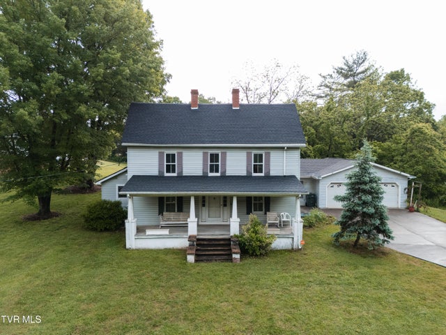 1st photo of 380 Oak Grove Road