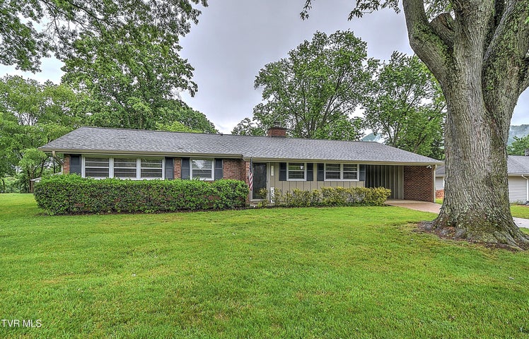 1st photo of 441 High Ridge Road