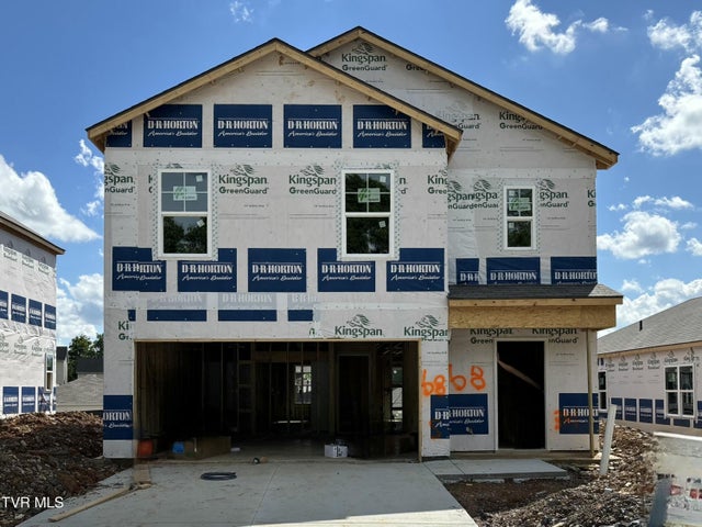 1st photo of 341 Arrowhead Drive