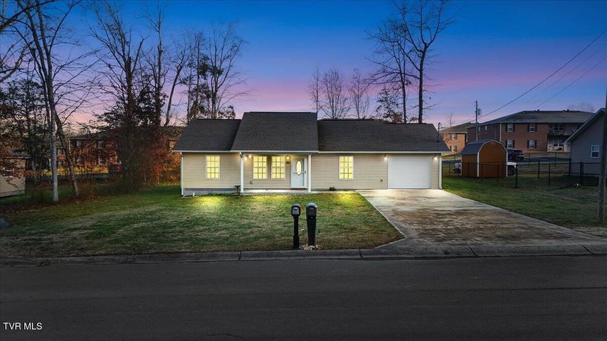1st photo of 539 Shellbark Road