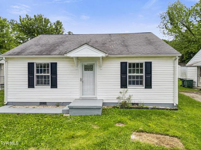 1st photo of 1121 Forest Street