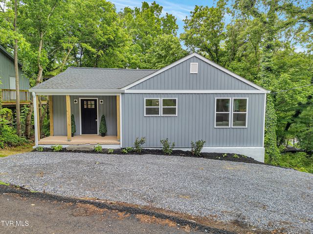 1st photo of 1228 Harrison Avenue