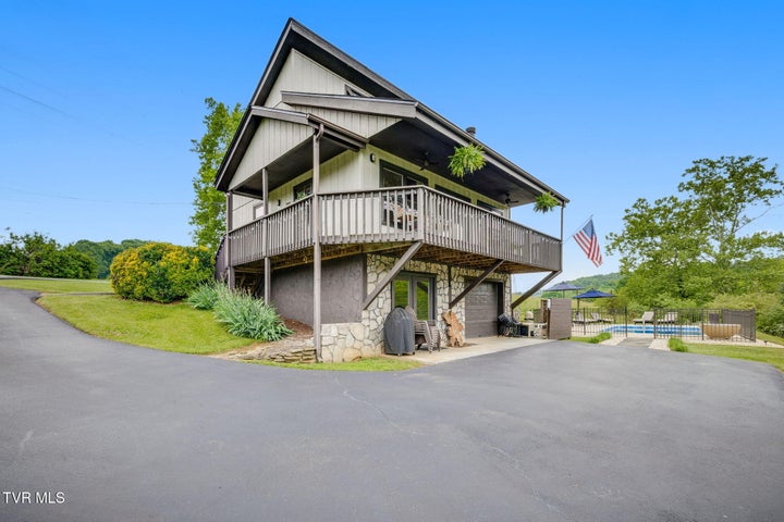 1st photo of 309 Crouch Road