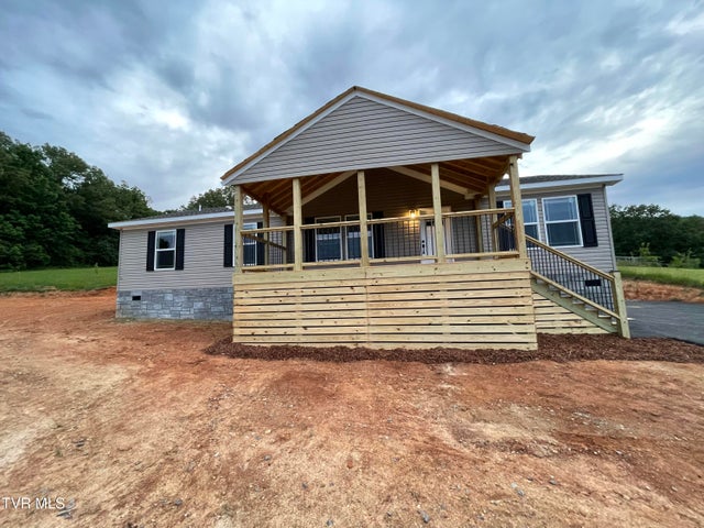 1st photo of 1819 Siesta Drive