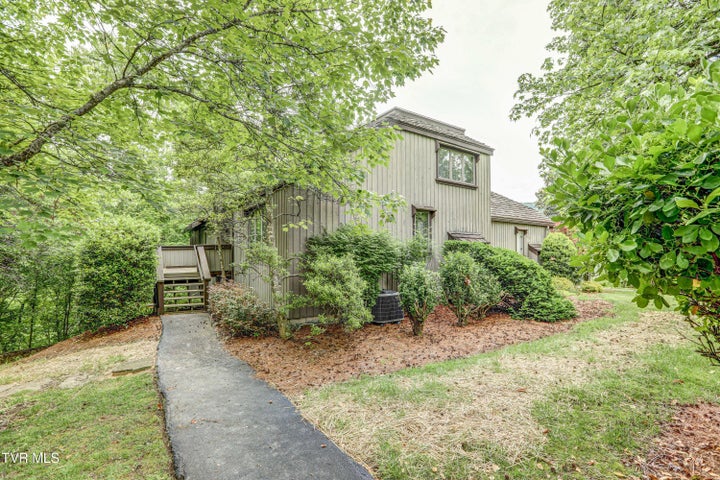 1st photo of 153 Columbine Road