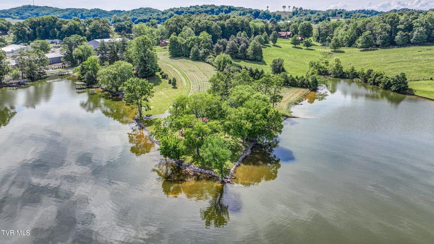 1st photo of 488 Sportsman Dock Road