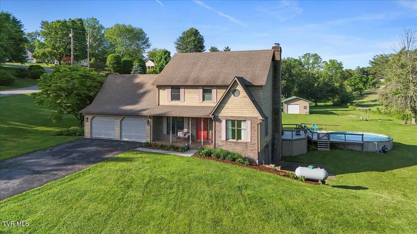 1st photo of 124 Highland Hills Drive