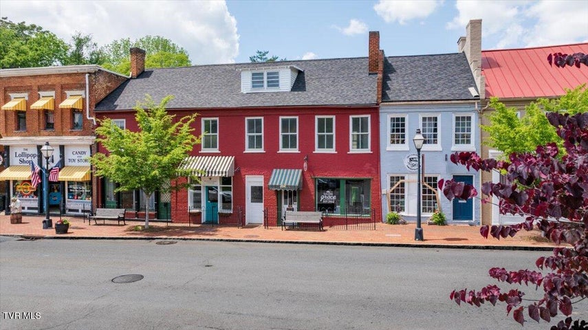 1st photo of 131-135 Main Street