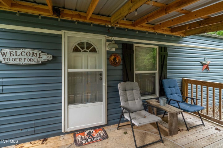 1st photo of 481 Fox Hollow Hollow