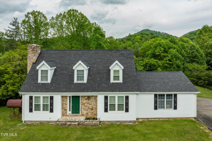 1st photo of 1546 Stage Road