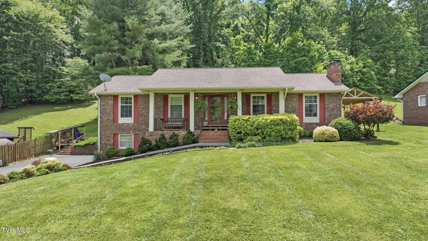1st photo of 5009 Surrey Drive