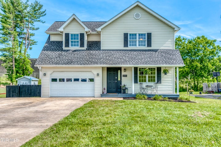 1st photo of 595 Suncrest Drive Drive