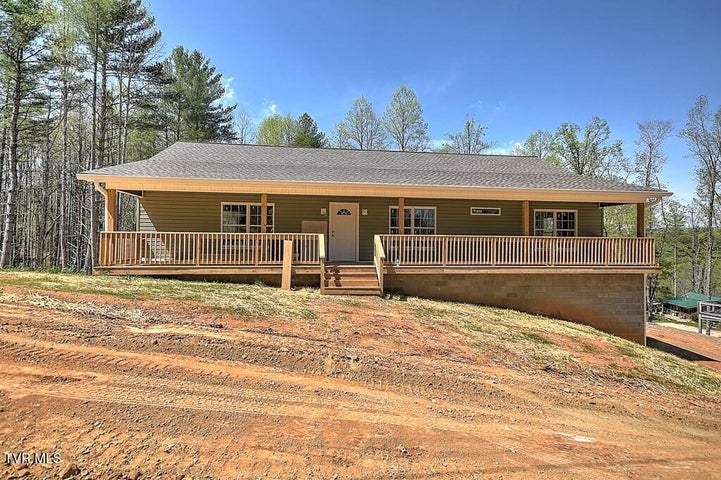 1st photo of 512 Norris Rd ( Bridle Path) Road