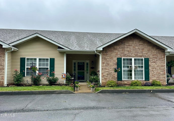 1st photo of 59 Whisper Bend