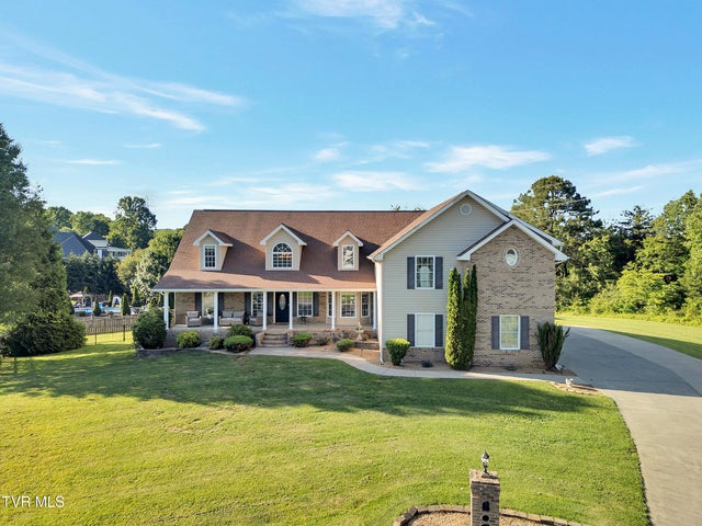 1st photo of 509 Amelia Court