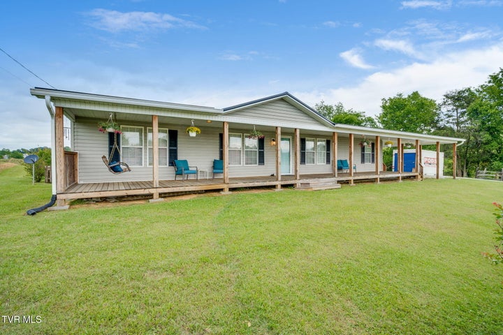 1st photo of 1734 Clear Springs Road