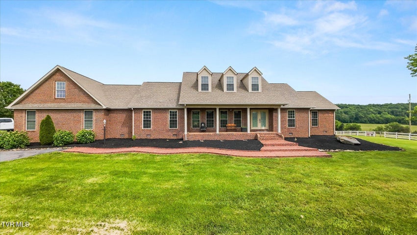 1st photo of 727 Dumplin Valley Road