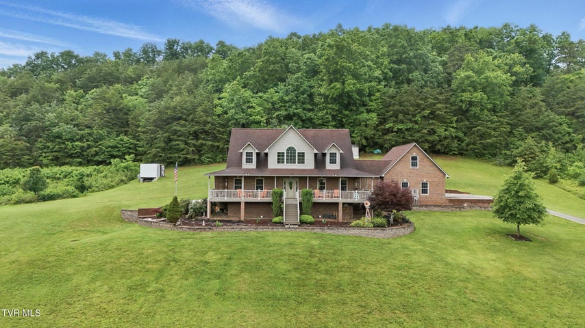 1st photo of 1124 Elizabethton Highway