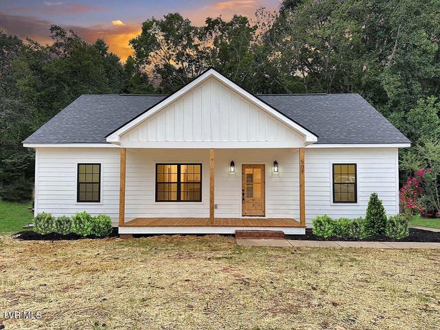 1st photo of 172 Elbert Way