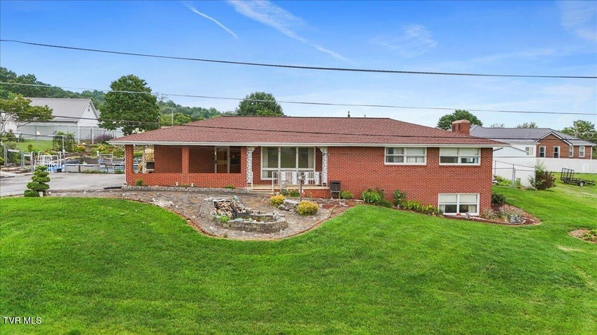 1st photo of 111 Dickson Road