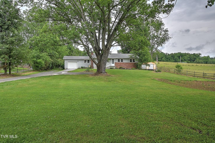 1st photo of 13537 Sinking Creek Road