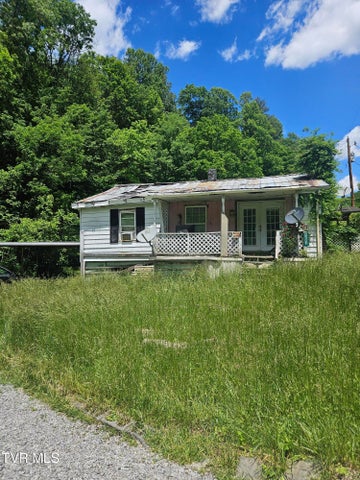 1st photo of 4203 Russell Creek Road