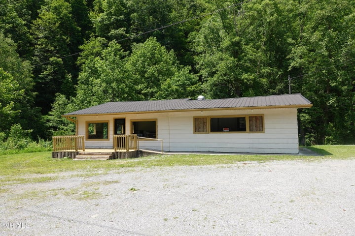 1st photo of 1224 Buttermilk Road
