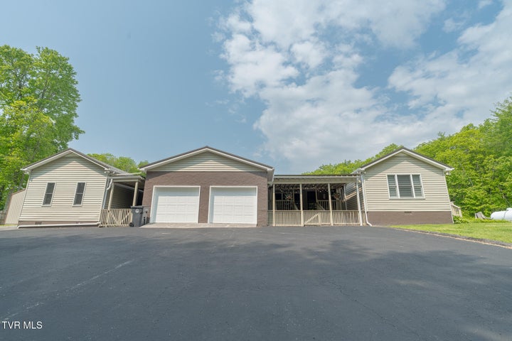 1st photo of 9266 Forest Rd Road