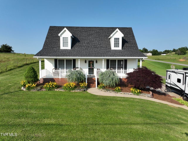 1st photo of 1430 Debusk Road