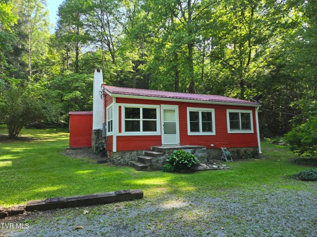 1st photo of 1510 Rock Creek Road