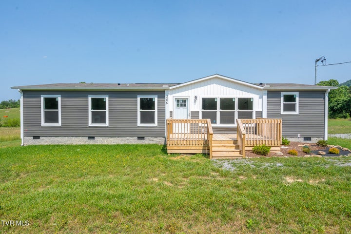 1st photo of 255 Piney Grove Road
