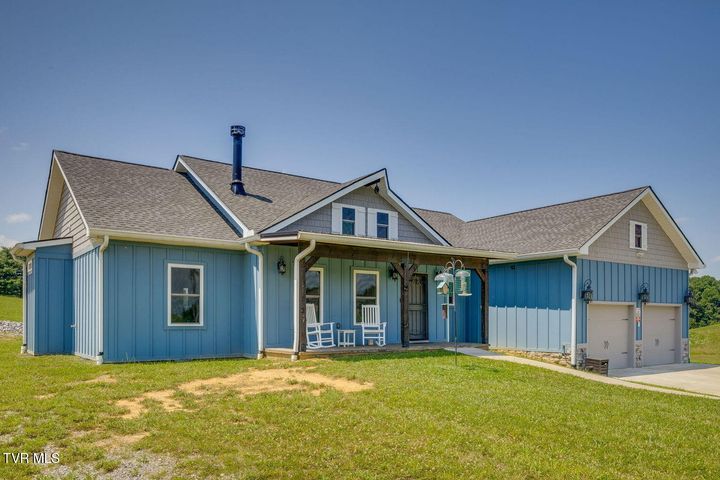1st photo of 325 Barren Road