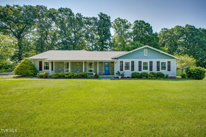 1st photo of 421 High Ridge Road