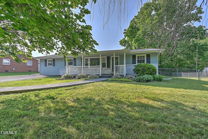 1st photo of 125 Cedar Valley Road