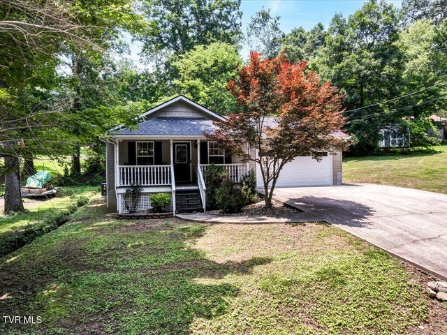 1st photo of 120 Oak Road
