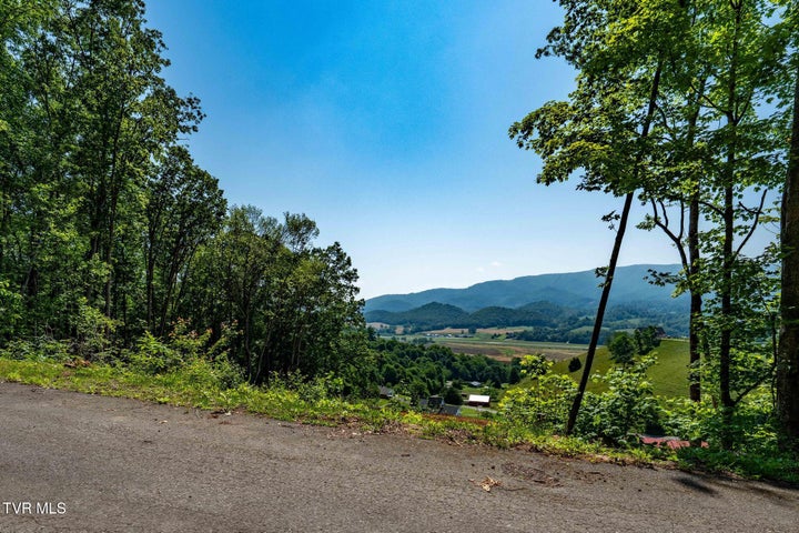 1st photo of Tbd Longview Private Drive