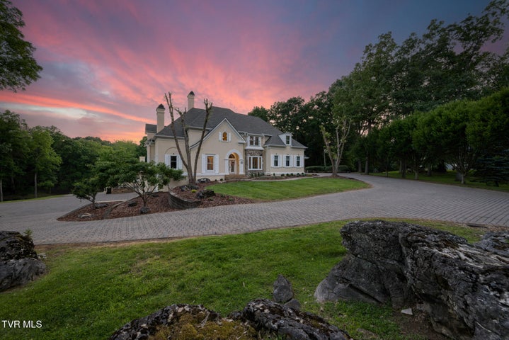 1st photo of 408 Fairway Estates Drive