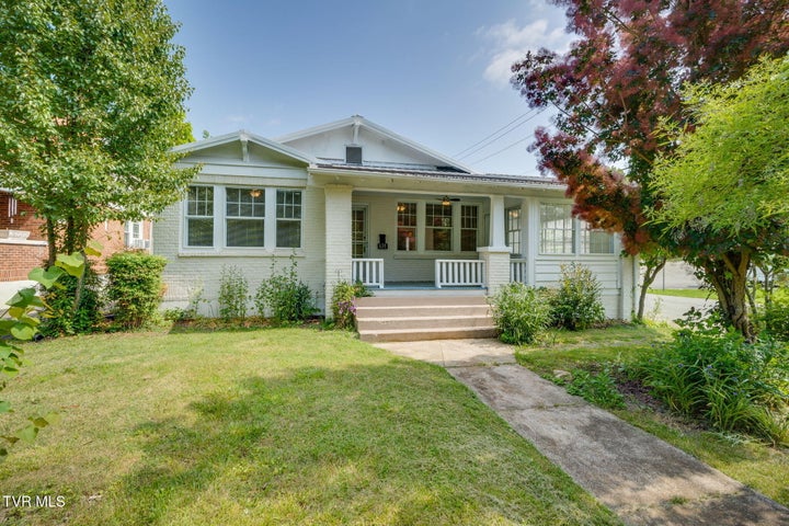 1st photo of 631 Taylor Street