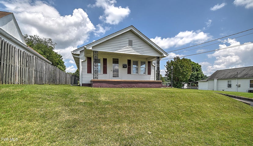 1st photo of 1241 Carolina Avenue
