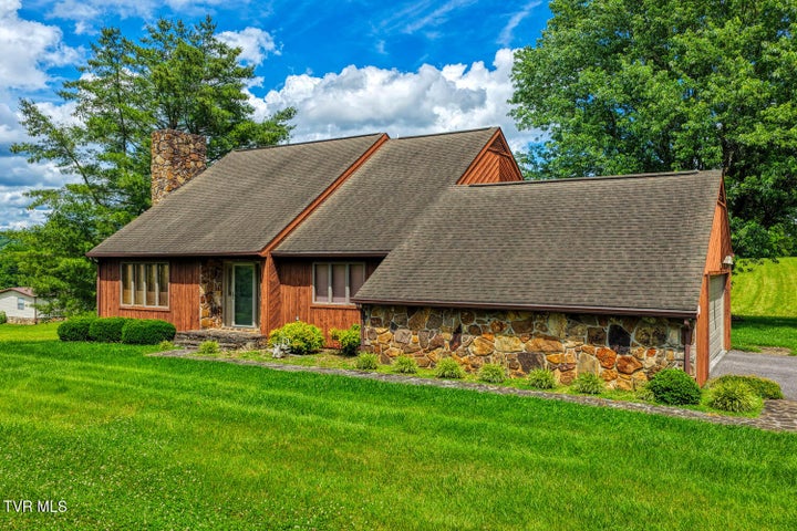 1st photo of 266 Big Hill Road