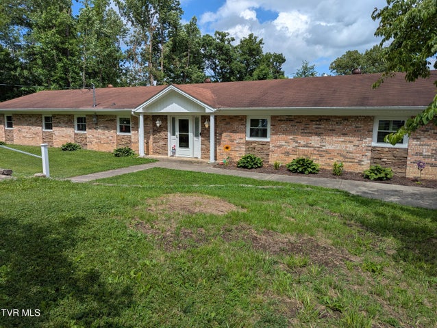 1st photo of 1710 Brentwood Drive